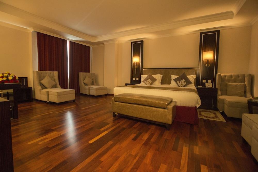 Saro Maria Hotel Addis Ababa Exterior photo