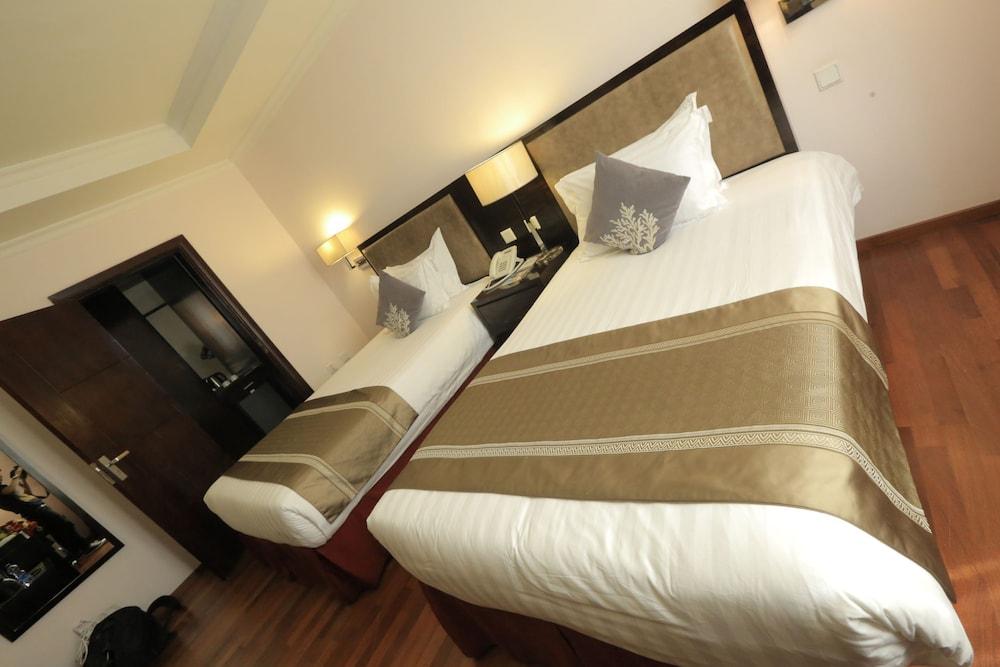Saro Maria Hotel Addis Ababa Exterior photo